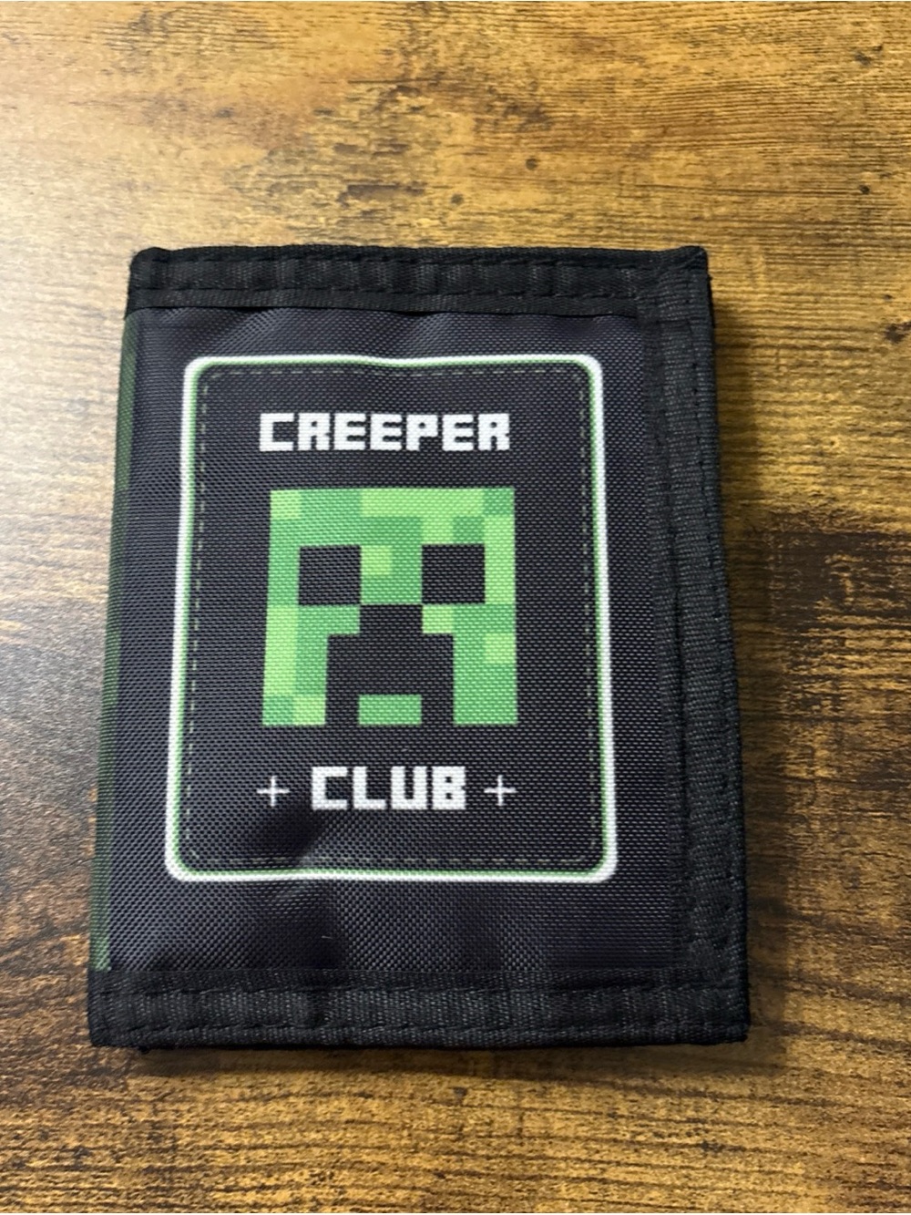 Minecraft Creeper Club Wallet Bioworld Minecraft Official Merchandise